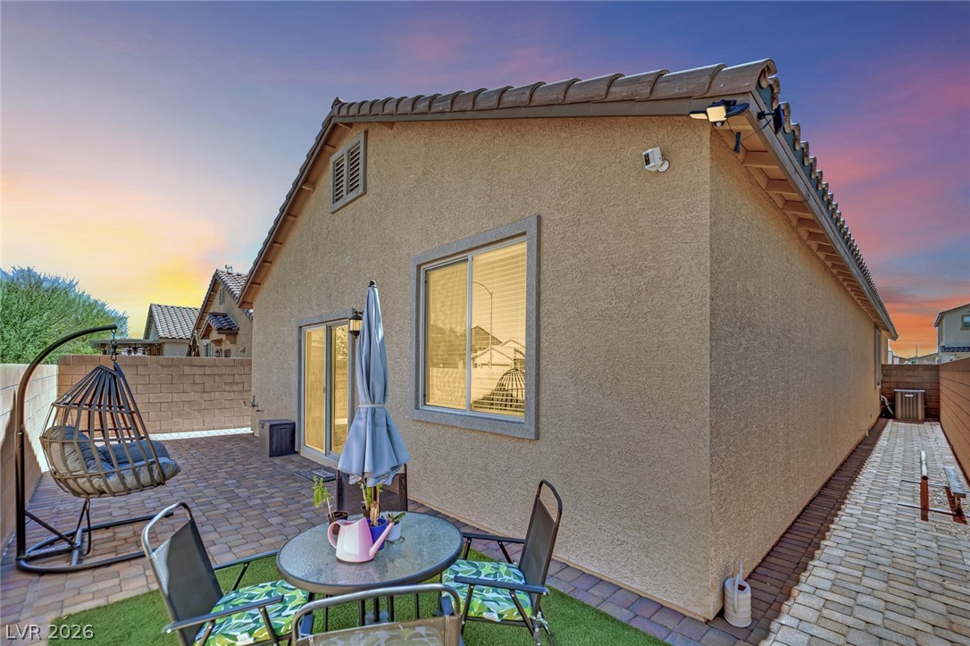 1018 Edel Hest Avenue