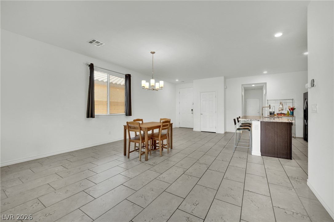 1018 Edel Hest Avenue