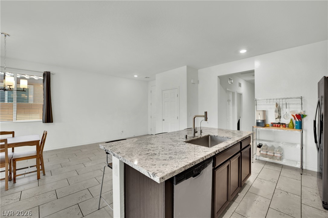 1018 Edel Hest Avenue