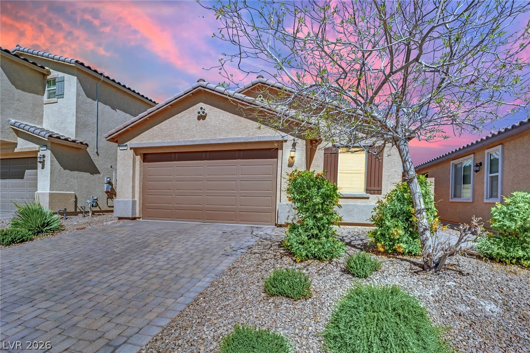 1018 Edel Hest Avenue