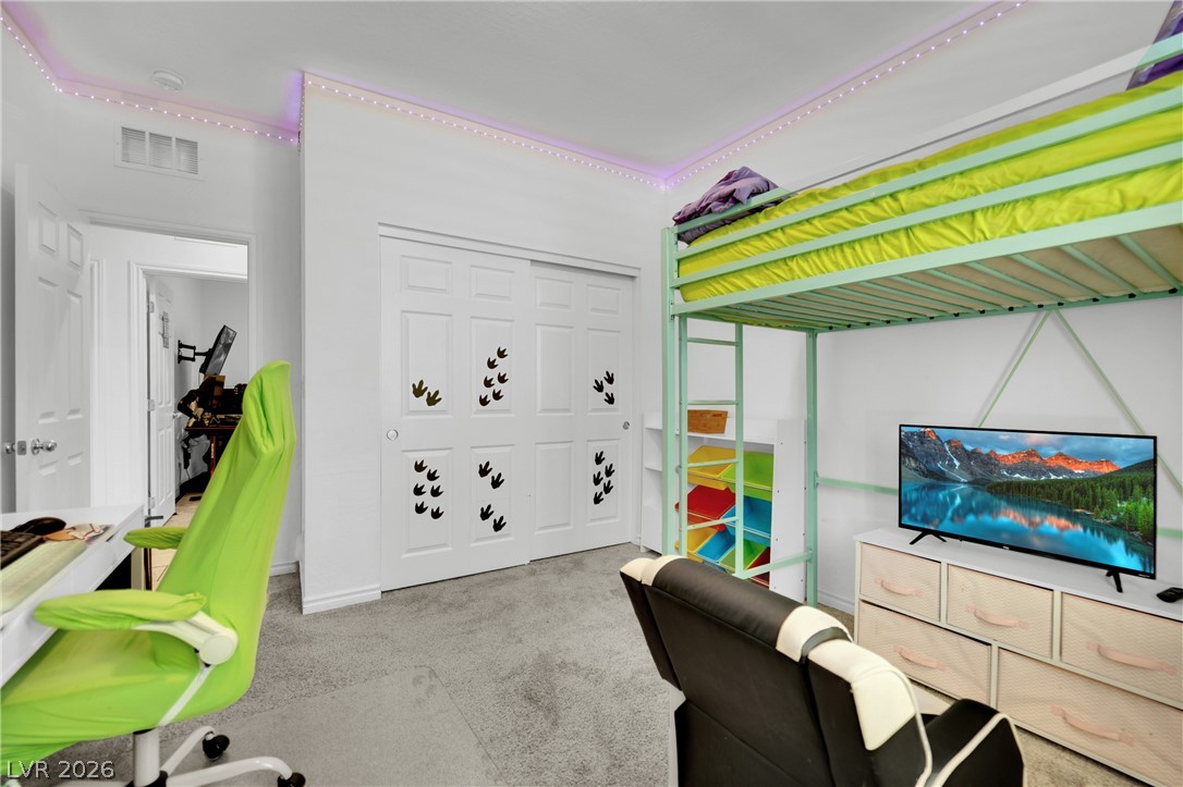 1018 Edel Hest Avenue