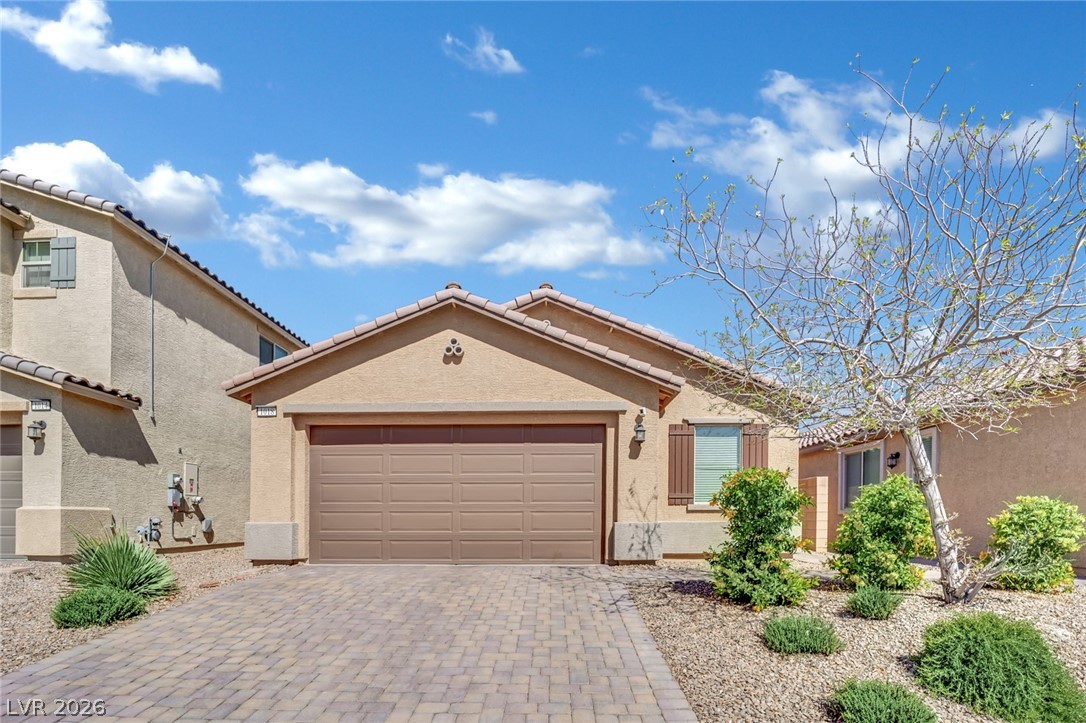 1018 Edel Hest Avenue