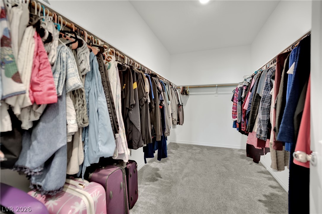 1018 Edel Hest Avenue