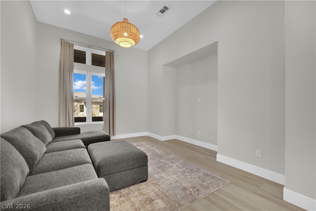 10973 Horizon Ledge Avenue