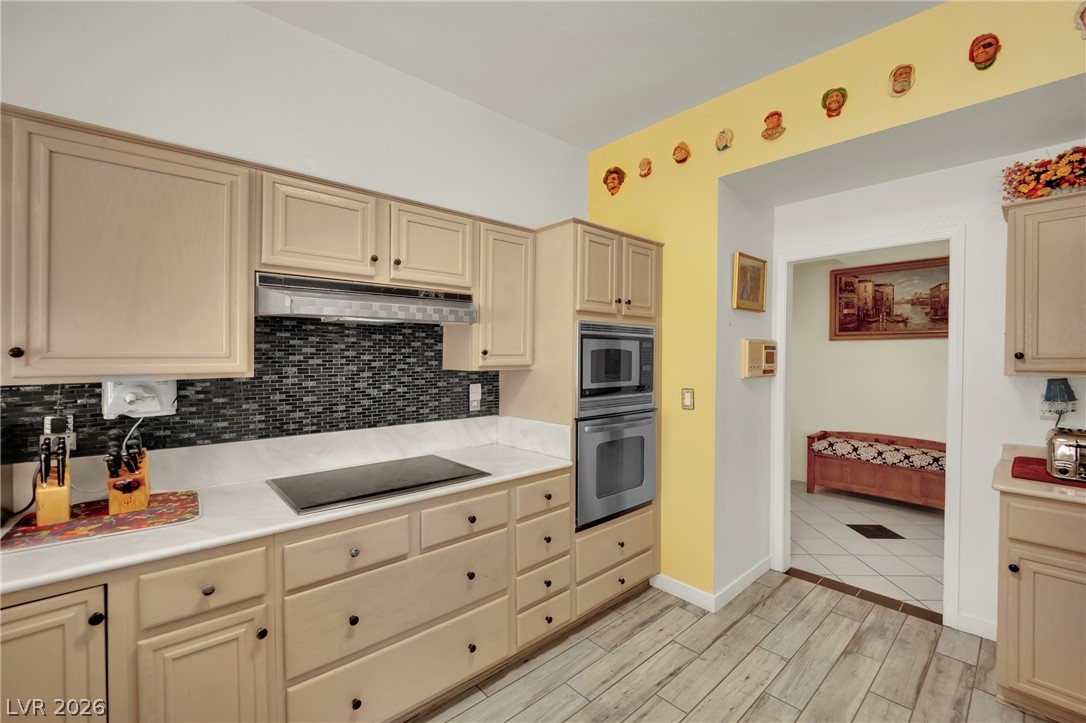 2808 Tumble Creek Court
