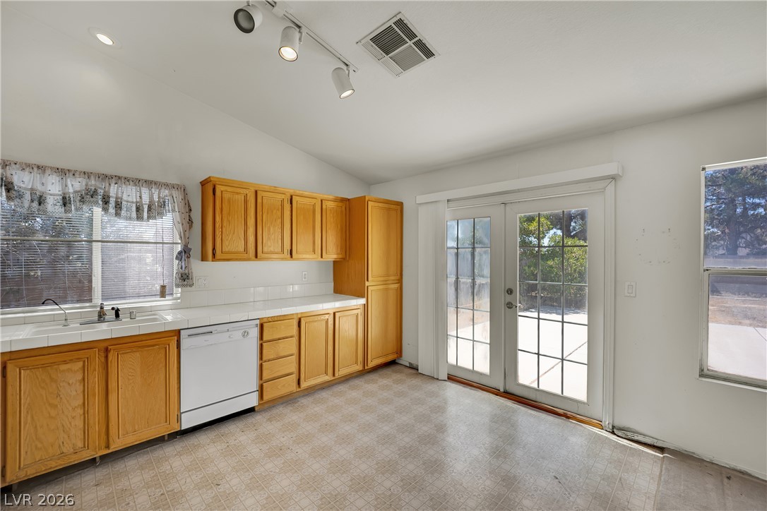 5905 Briar Rose Lane