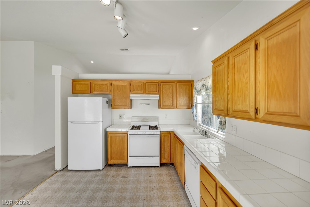5905 Briar Rose Lane