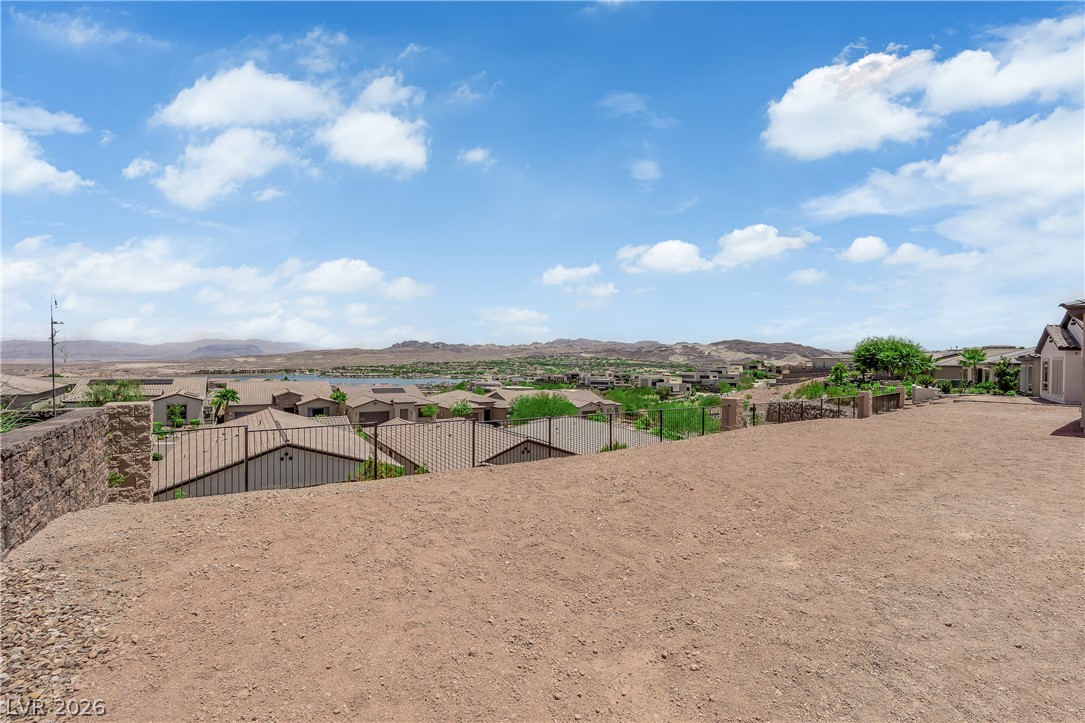 32 Stone Yucca Court