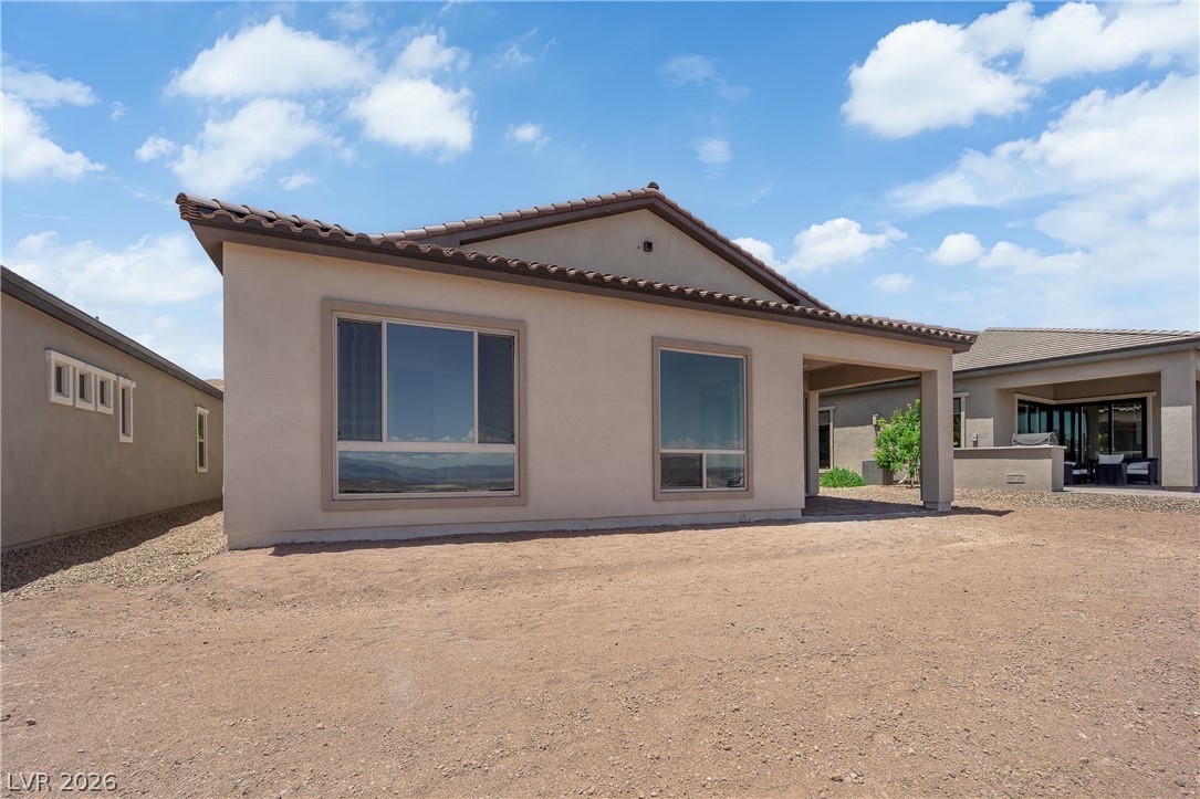32 Stone Yucca Court