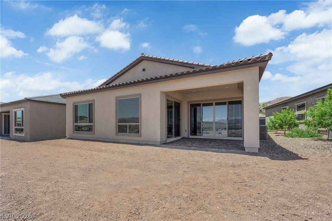 32 Stone Yucca Court