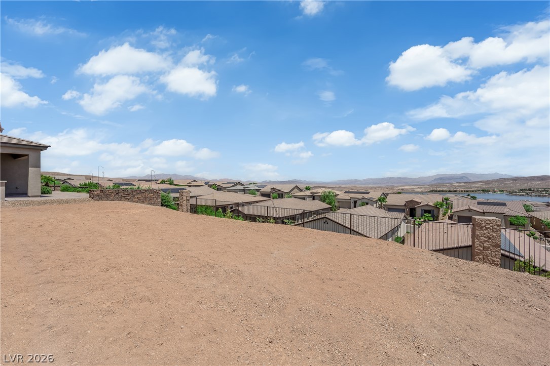 32 Stone Yucca Court