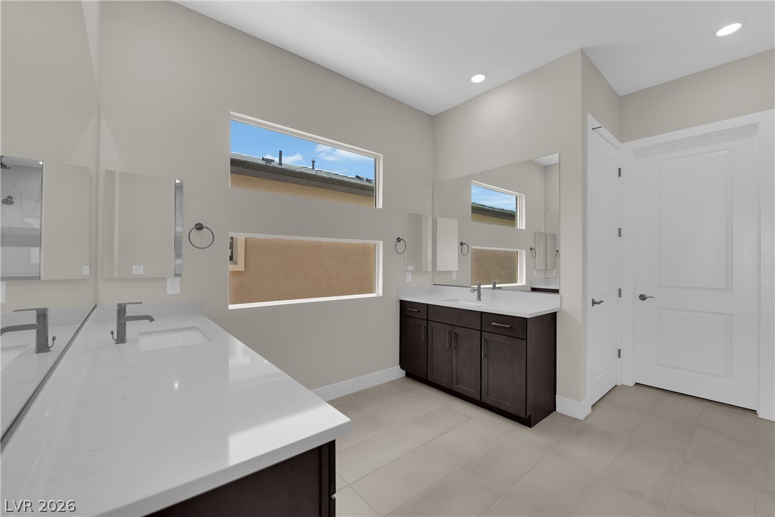 32 Stone Yucca Court