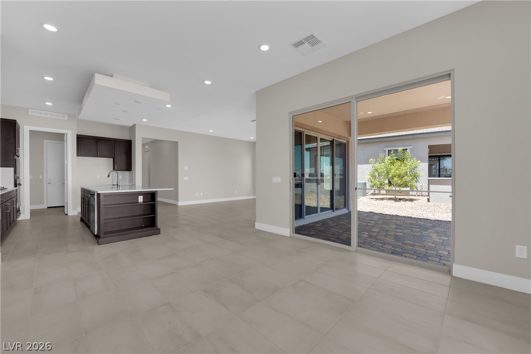 32 Stone Yucca Court