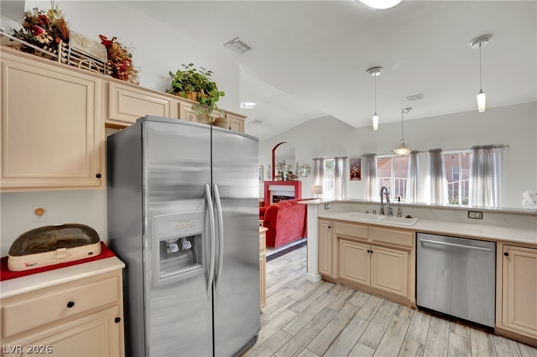 2808 Tumble Creek Court