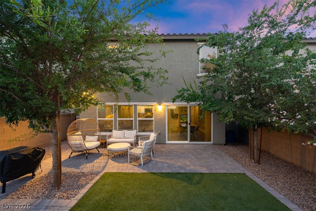10520 Adobe Ranch Street