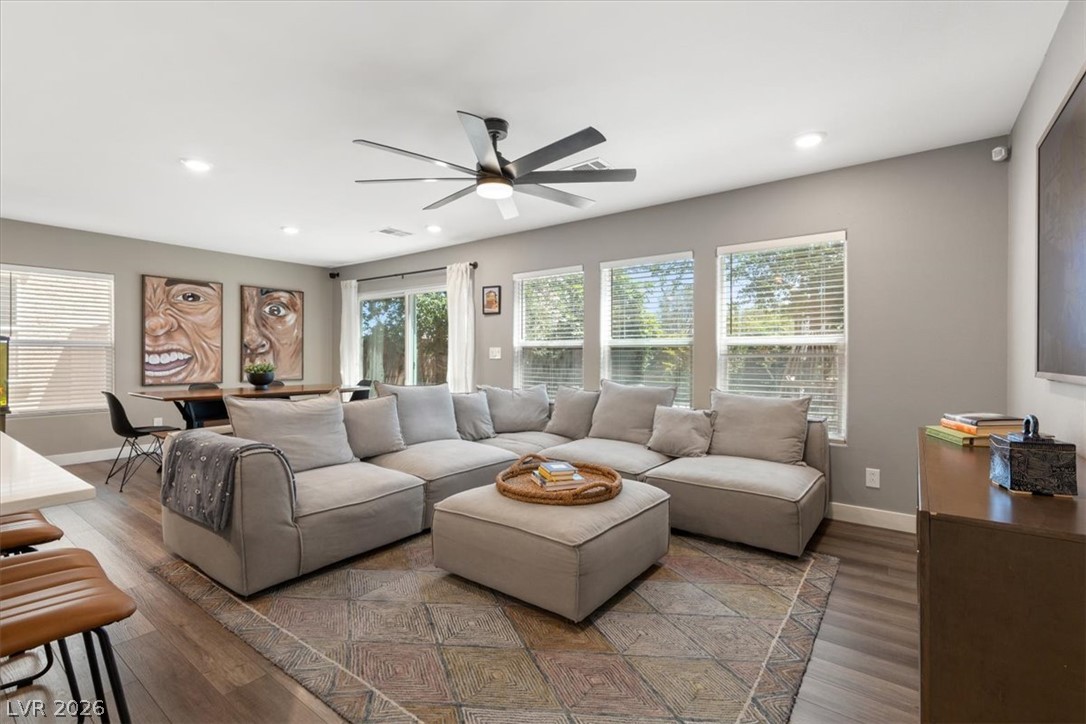 10520 Adobe Ranch Street