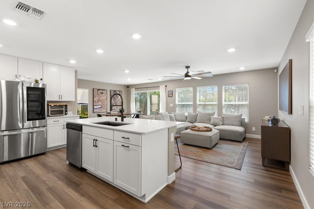 10520 Adobe Ranch Street
