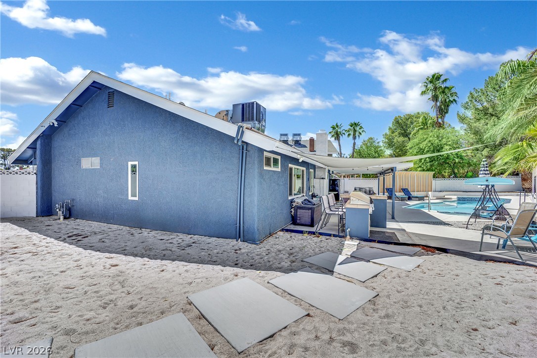 6636 Treadway Lane