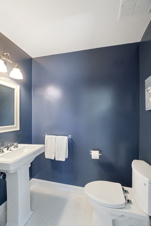 4 Peabody Street # 4