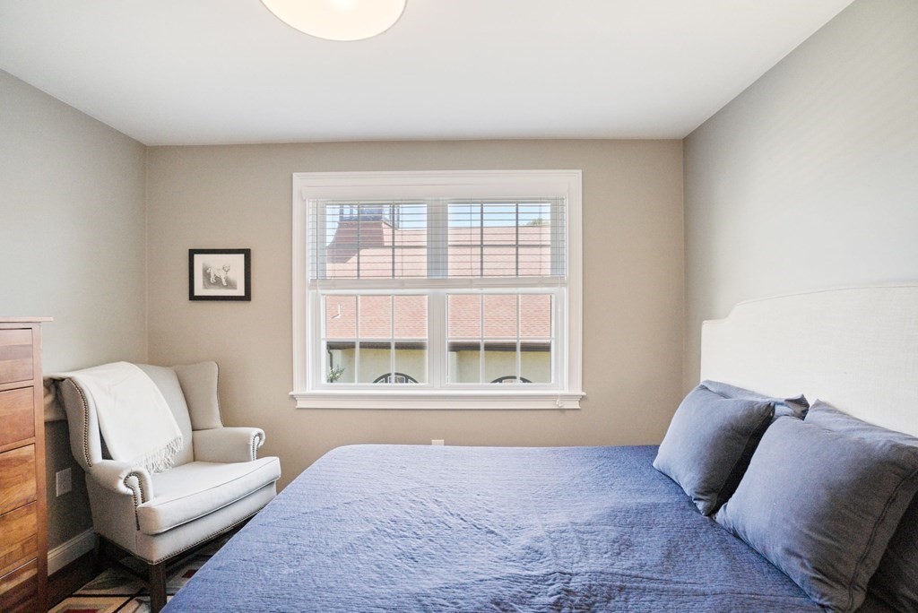 4 Peabody Street # 4
