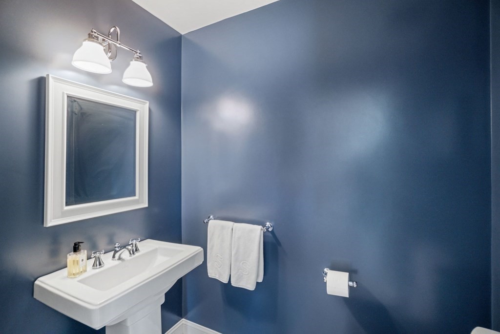 4 Peabody Street # 4