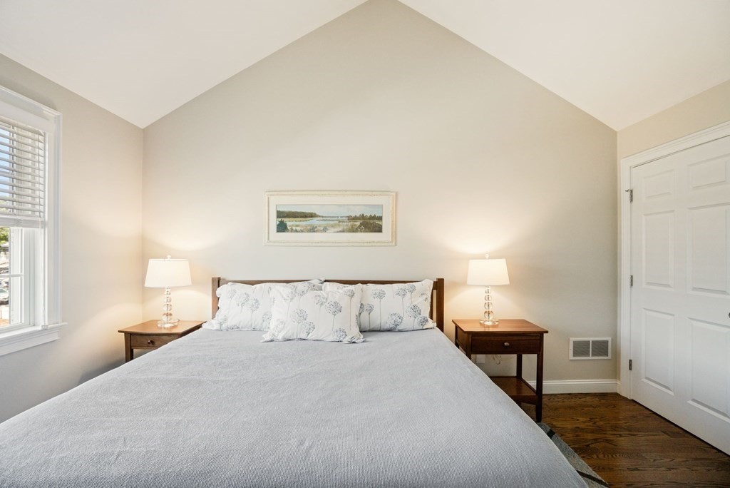 4 Peabody Street # 4