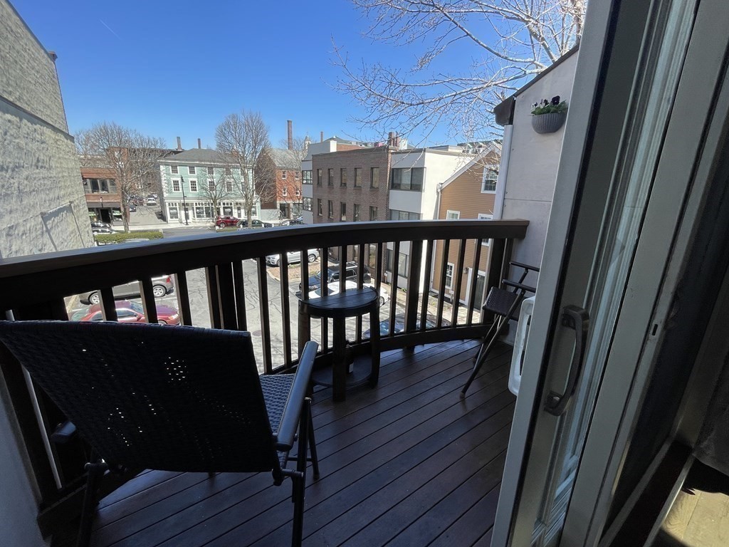 7 Crombie St # 17