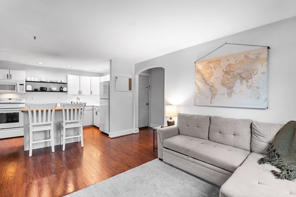 38 Moseley Avenue # 3