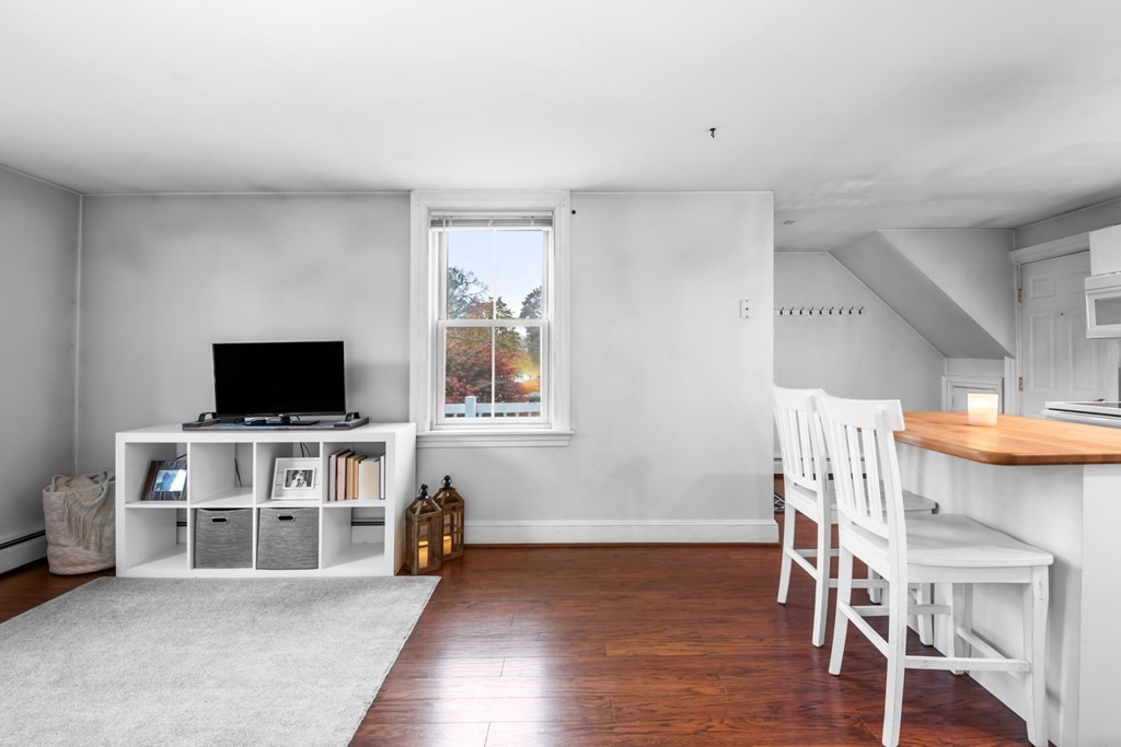 38 Moseley Avenue # 3