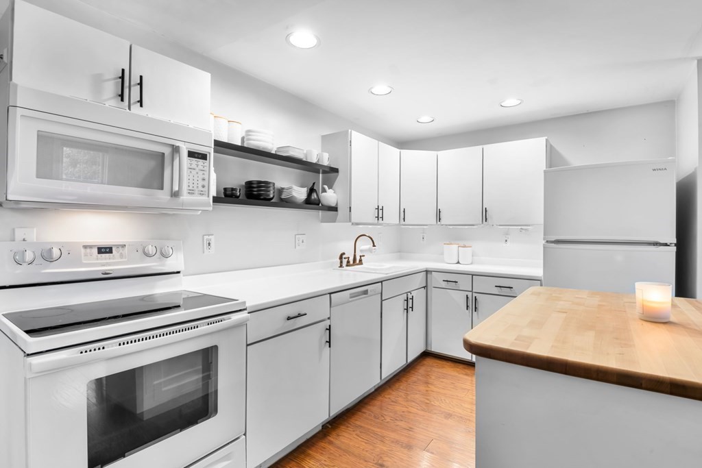 38 Moseley Avenue # 3