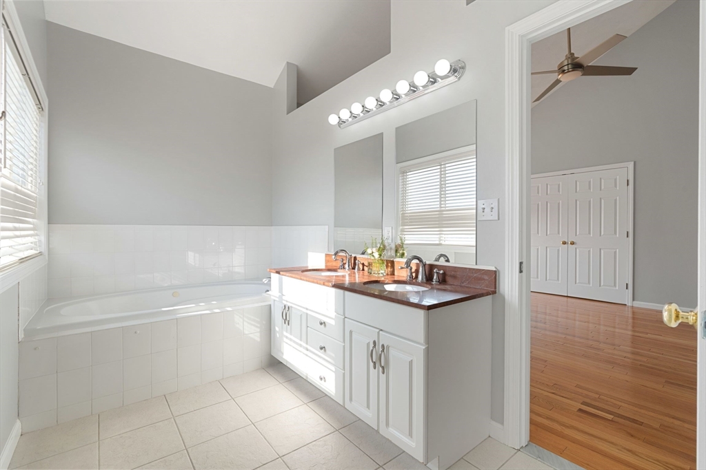 54 Cavendish Circle # 54