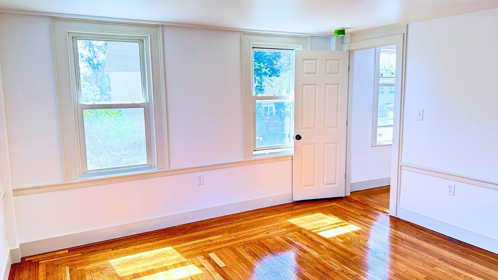 20 Cross St # 1