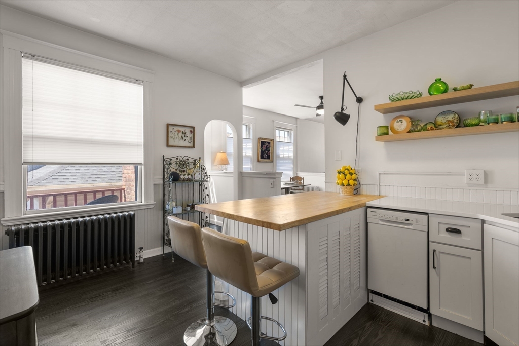 16 Leavitt Street # 3