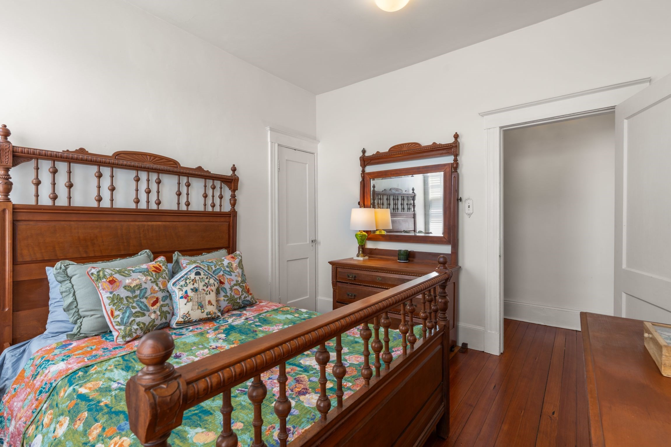 16 Leavitt Street # 3