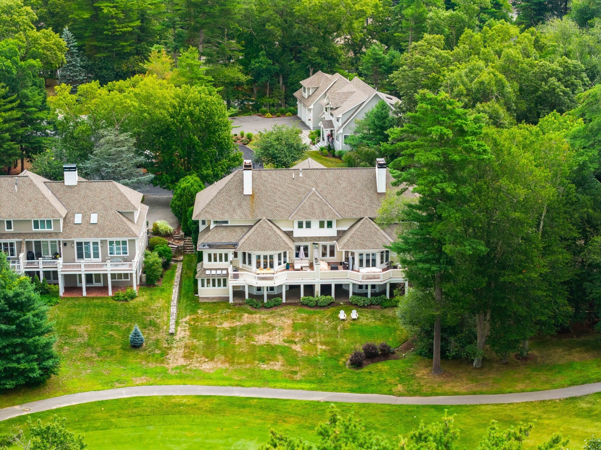204 Country Club Way