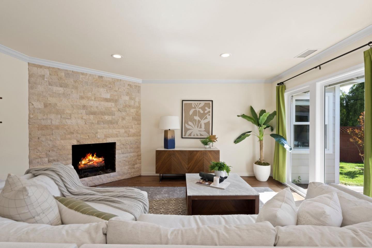 2411 Graceland Avenue