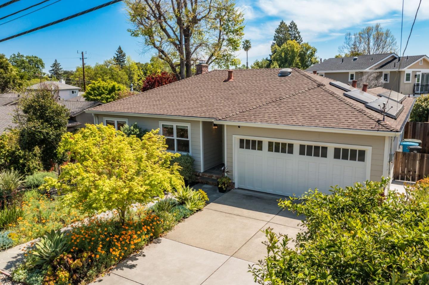 2411 Graceland Avenue