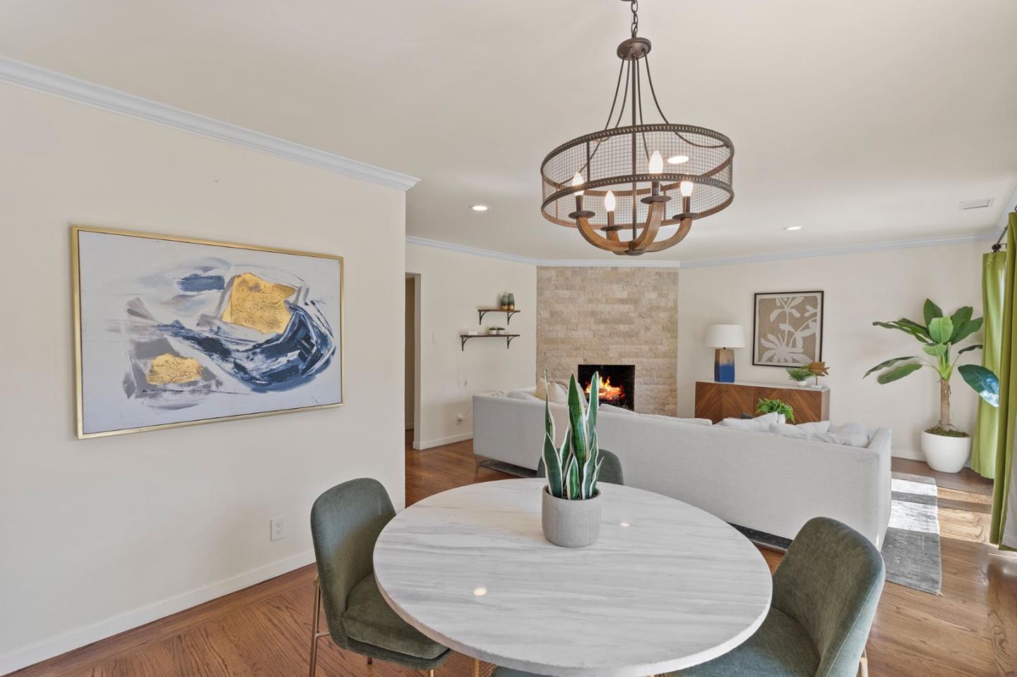 2411 Graceland Avenue