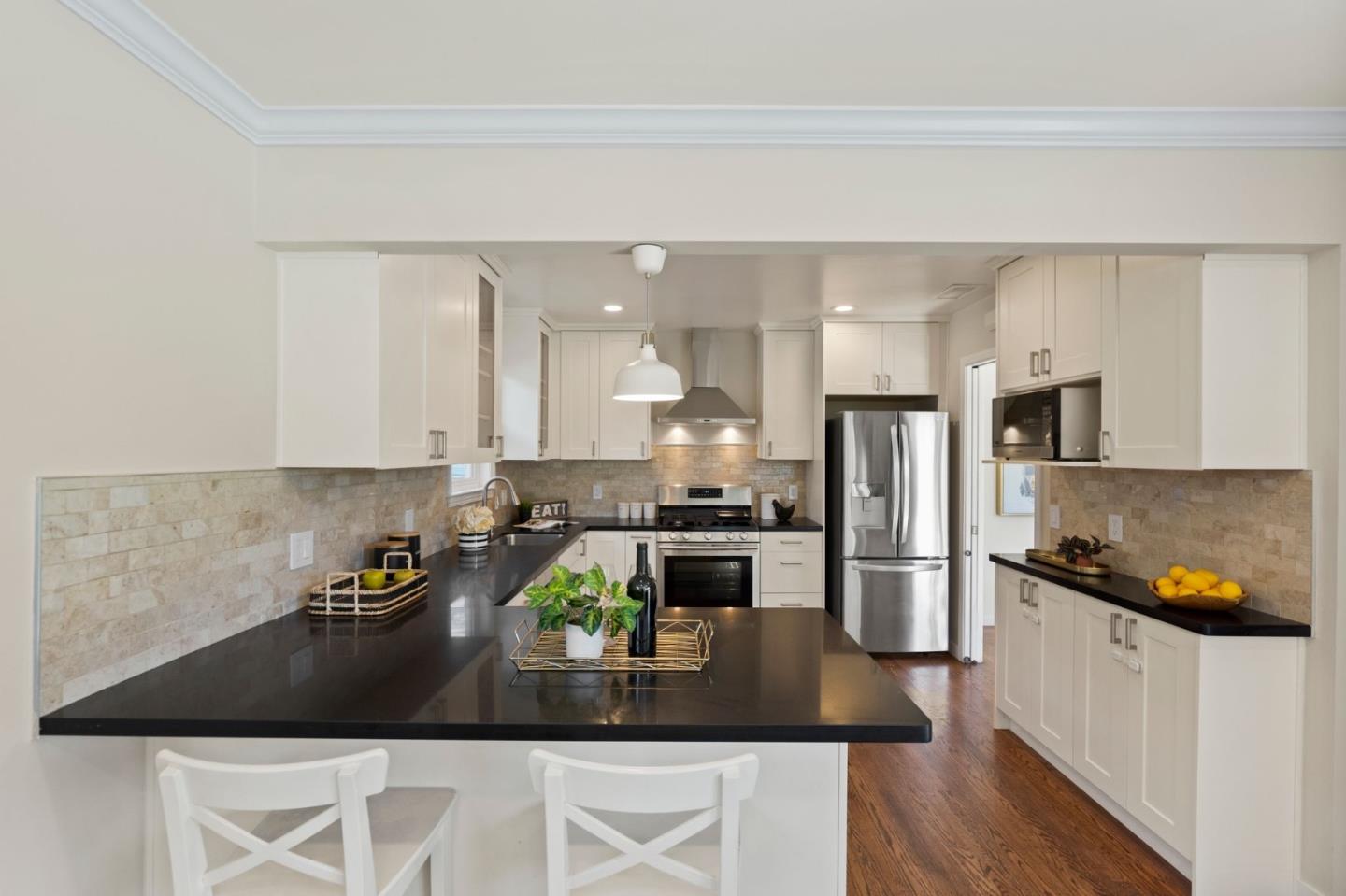 2411 Graceland Avenue