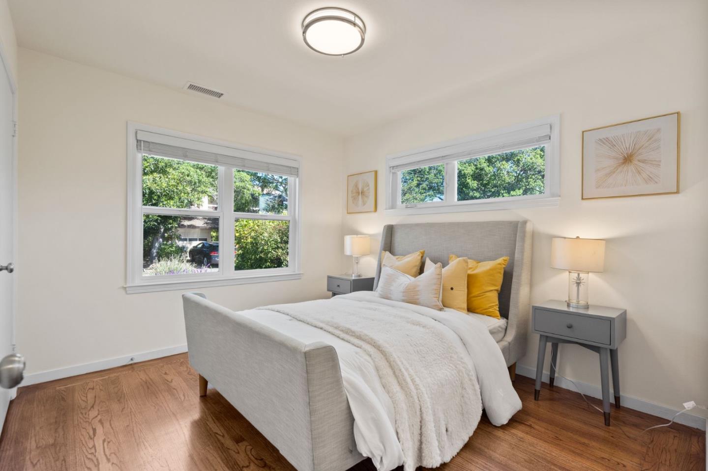 2411 Graceland Avenue