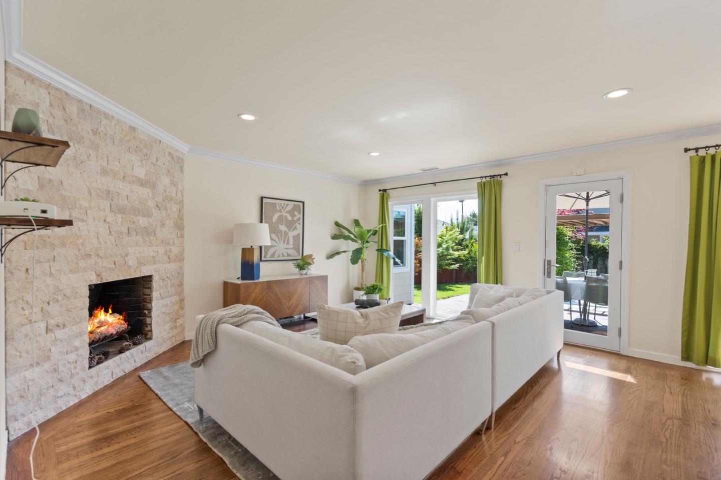 2411 Graceland Avenue