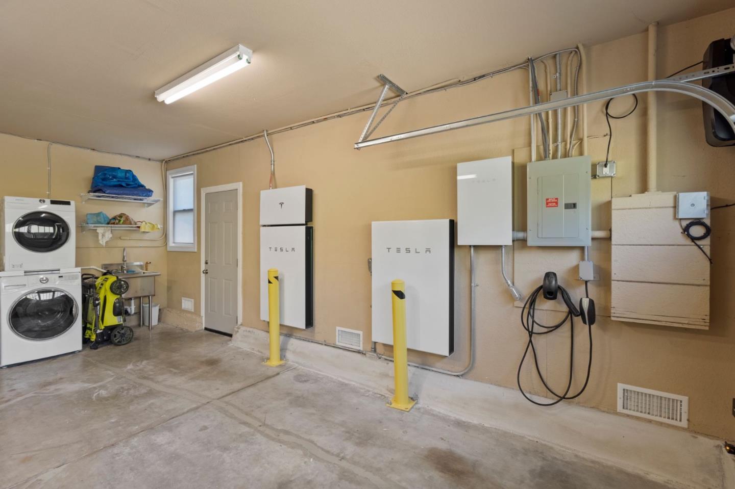 2411 Graceland Avenue