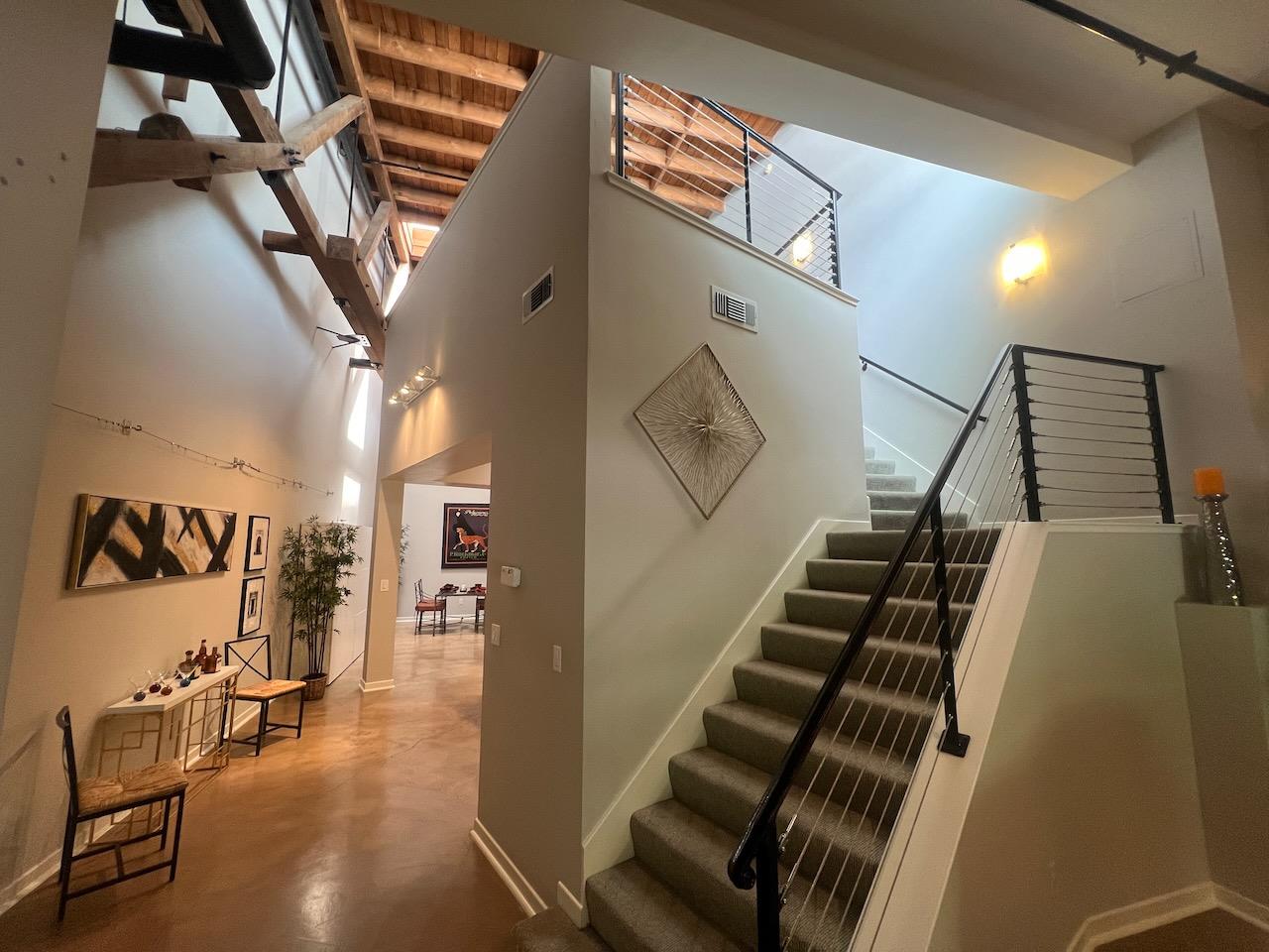 586 Manzana Place