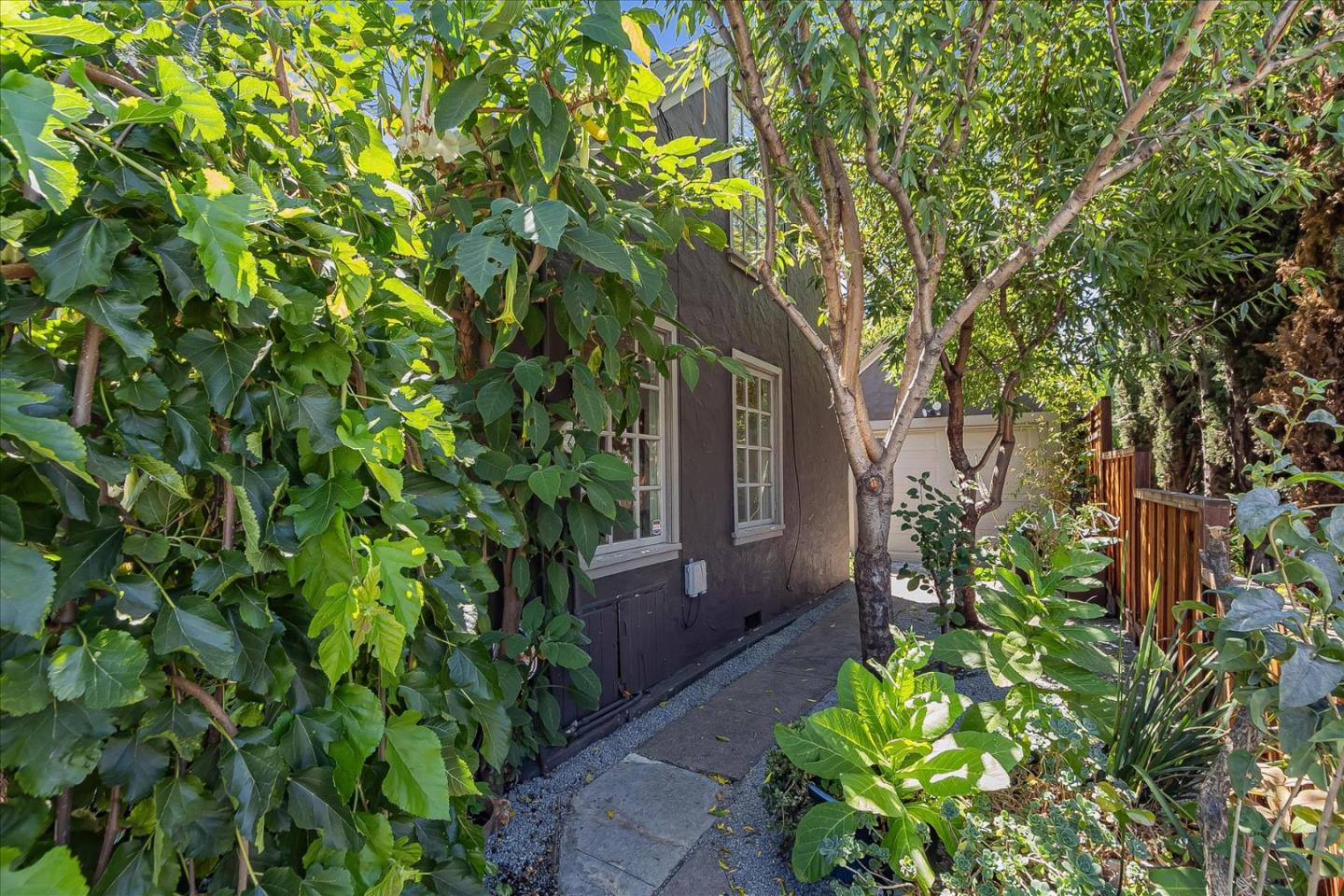 644 Coe Avenue