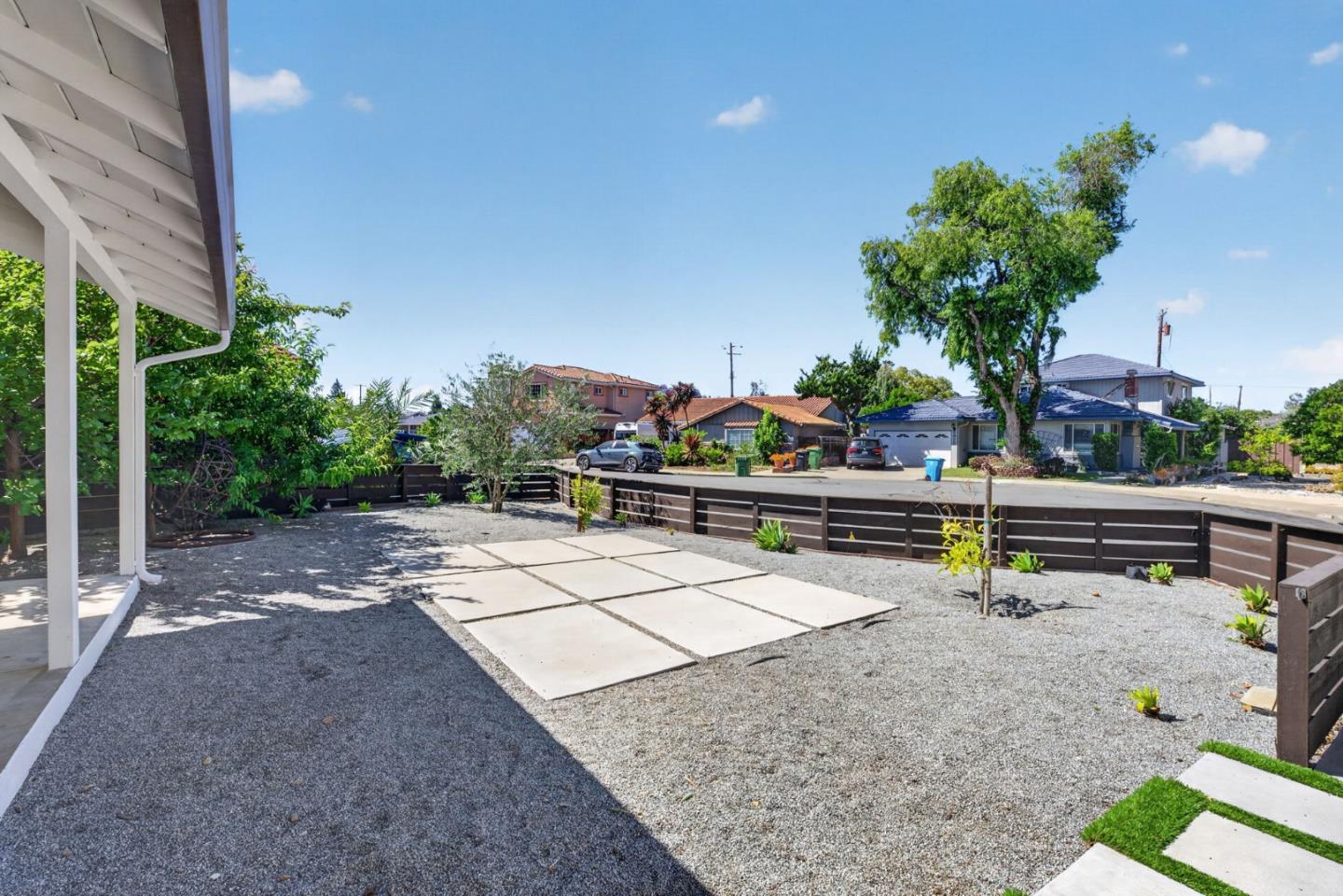 2974 Ridge Court
