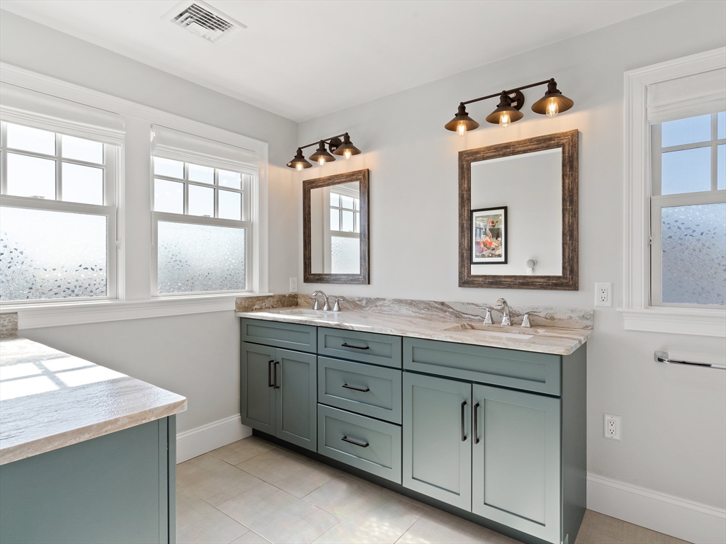 7 Vernon Ave. - Seller Represented