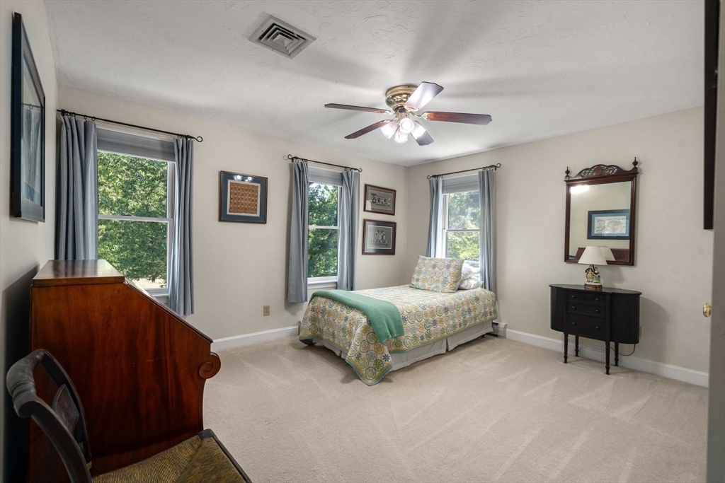 8 Ringbolt Road