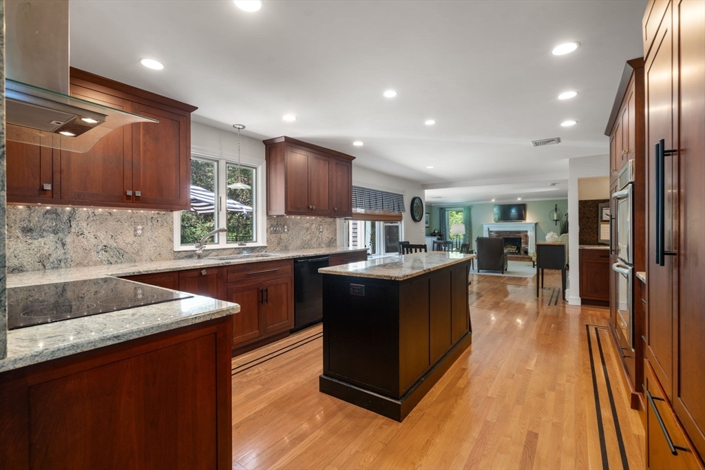 8 Ringbolt Road
