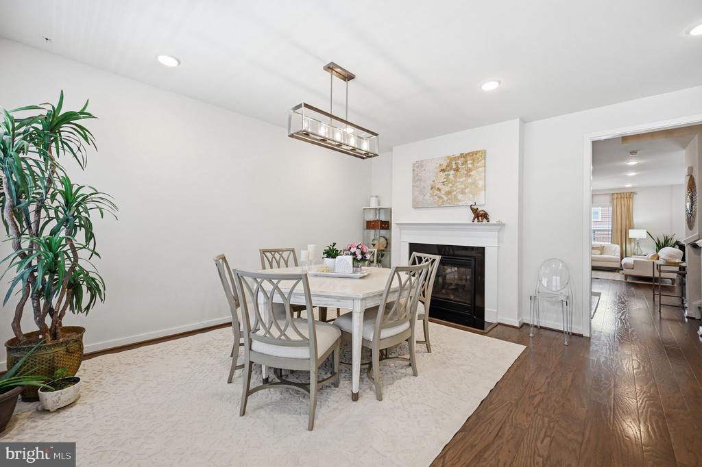 10723 VIOGNIER TERRACE