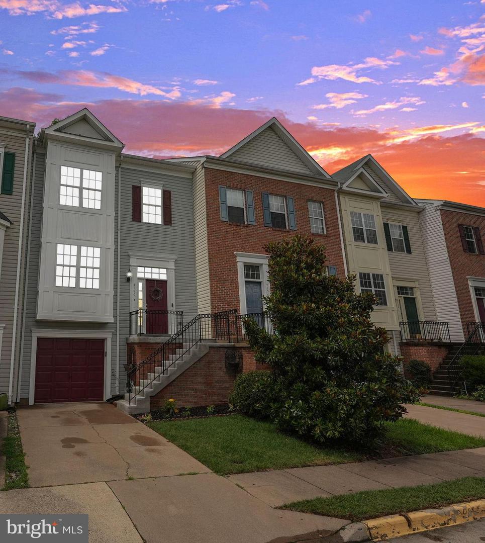 4156 la Mauricie Loop